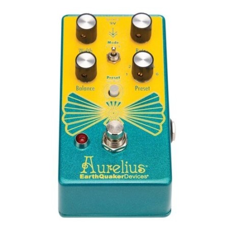 EARTHQUAKER DEVICES Aurelius Tri-Voice Chorus - vai con la sigla